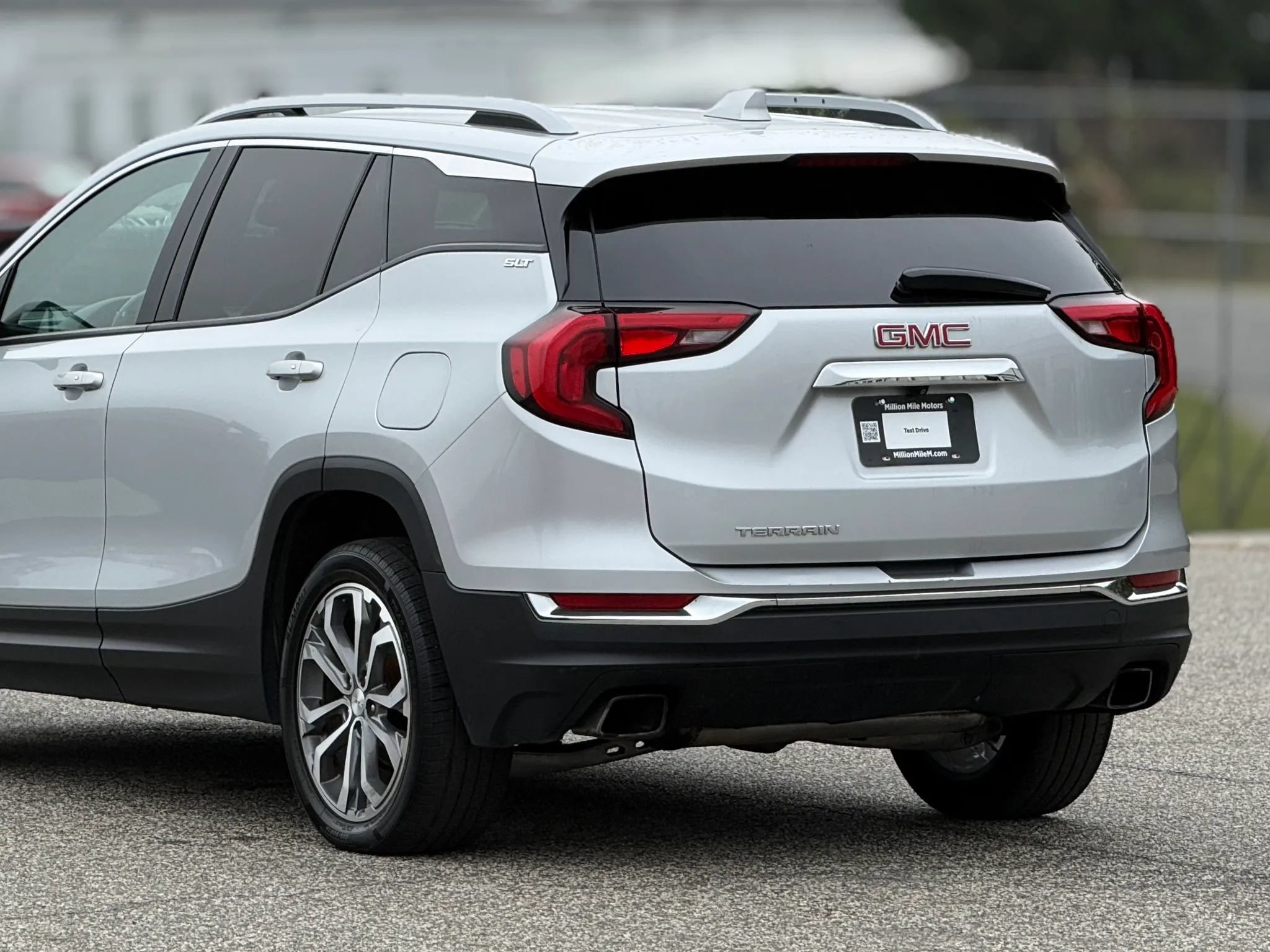 Used 2020 GMC Terrain SLT w/ Preferred Package FWD image 16
