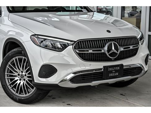 Certified 2026 Mercedes-Benz GLC 300 4MATIC image 2