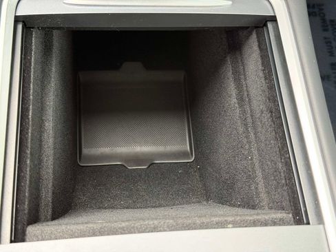 Used 2023 Tesla Model Y Long Range AWD/4WD image 22