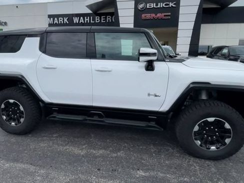 New 2025 GMC Hummer EV 3X w/ Extreme Off-Road Package AWD/4WD image 3
