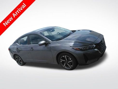 Used 2024 Nissan Sentra SV FWD image 1