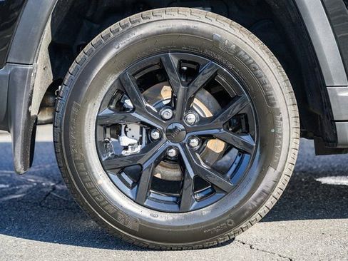 New 2026 Jeep Grand Cherokee Laredo image 22