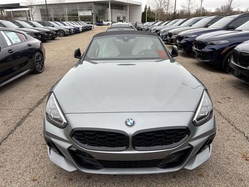 New 2026 BMW Z4 M40i image 2