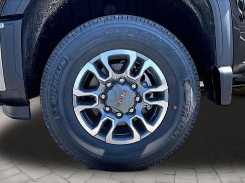 New 2026 GMC Sierra 2500 SLE AWD/4WD image 14