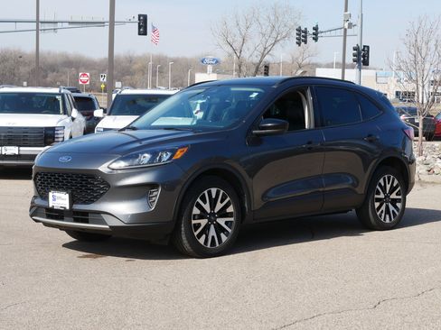 Used 2020 Ford Escape SE Sport AWD/4WD image 2