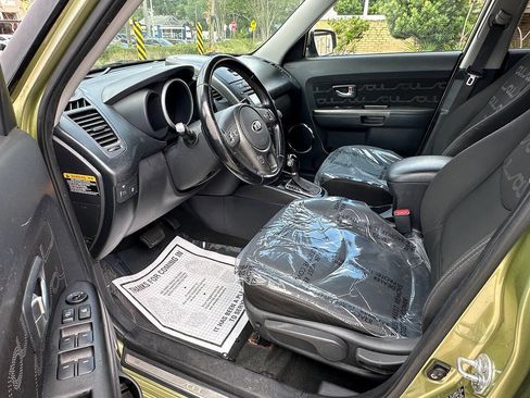 Used 2013 Kia Soul + image 10