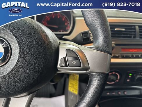Used 2005 BMW Z4 2.5i RWD image 21