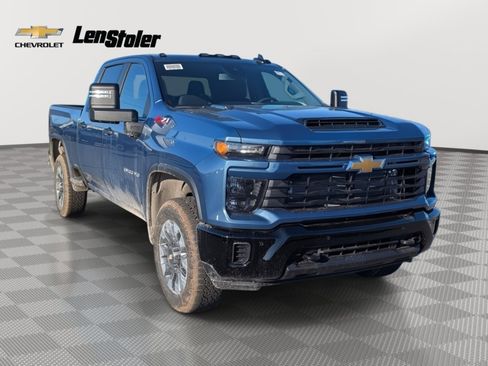 New 2026 Chevrolet Silverado 2500 Custom image 4
