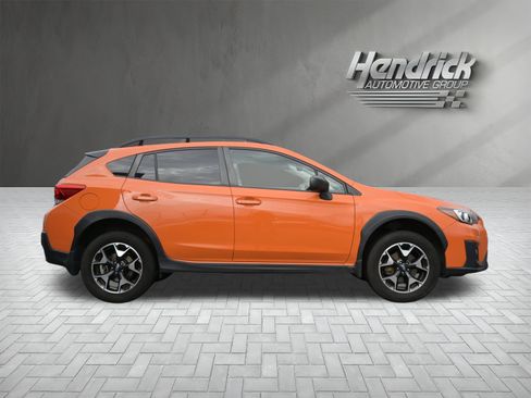 Used 2019 Subaru Crosstrek 2.0i image 5