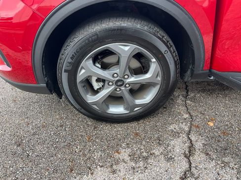 Used 2025 Ford Escape ST-Line image 27