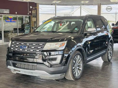Used 2017 Ford Explorer Platinum AWD/4WD image 16