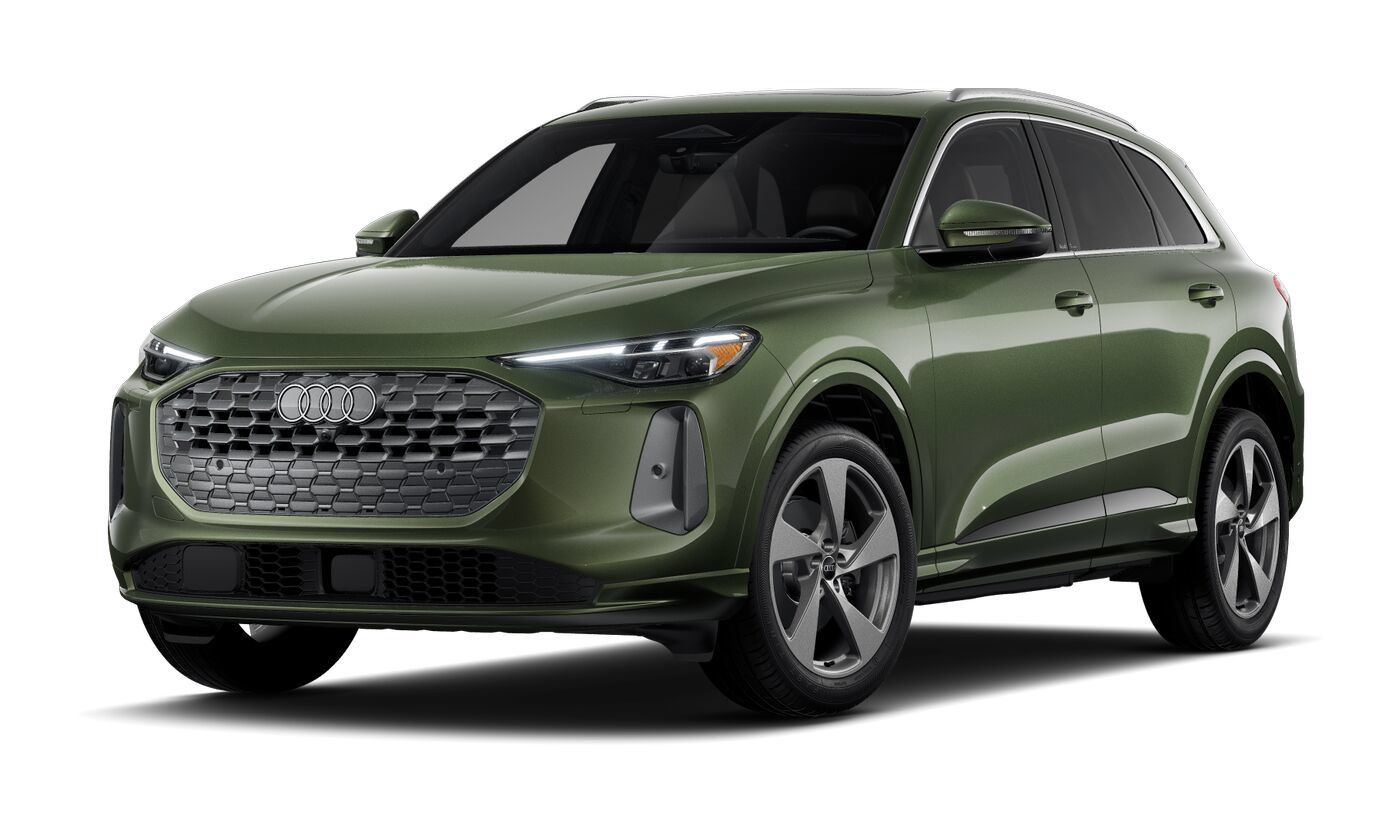 Certified 2025 Audi Q5 Premium AWD/4WD image 1