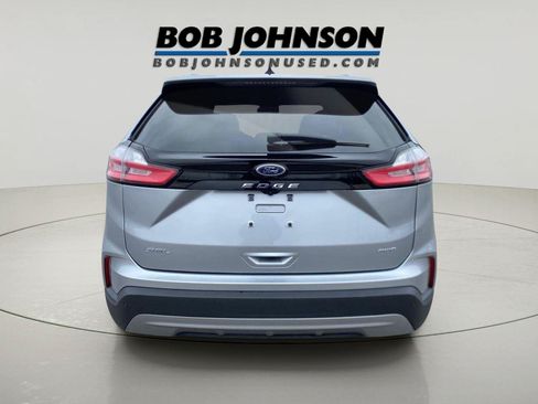 Used 2022 Ford Edge SEL w/ Convenience Package AWD/4WD image 4