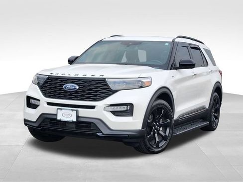Used 2023 Ford Explorer ST-Line w/ Class IV Trailer Tow Package AWD/4WD image 1