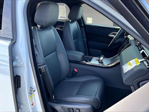 New 2026 Land Rover Range Rover Velar Dynamic SE AWD/4WD image 11