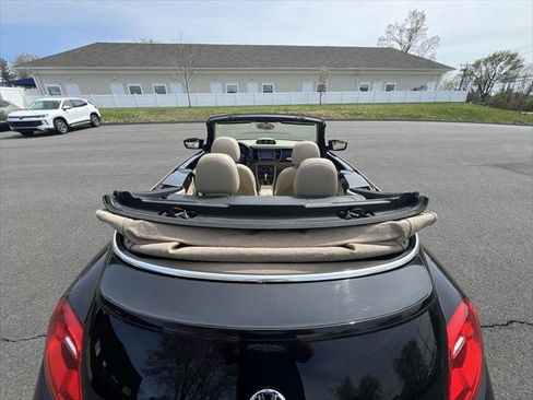 Used 2014 Volkswagen Beetle TDI FWD image 20