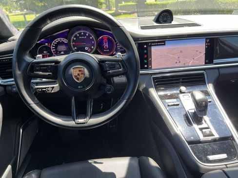 Used 2022 Porsche Panamera Turbo S AWD/4WD image 30