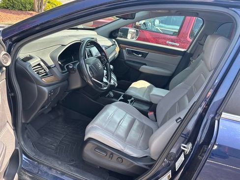 Used 2018 Honda CR-V Touring image 5
