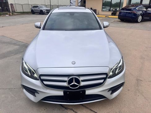 Used 2017 Mercedes-Benz E 300 image 5