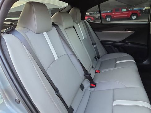 Certified 2025 Toyota Camry SE w/ Convenience Package FWD image 17