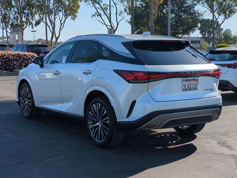 Used 2024 Lexus RX 350 w/ Convenience Package image 8