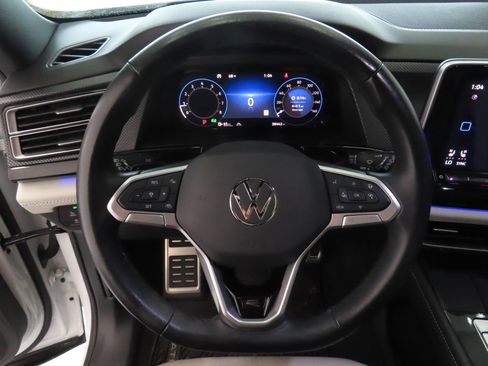 Used 2024 Volkswagen Atlas Cross Sport SEL Premium R-Line AWD/4WD image 16