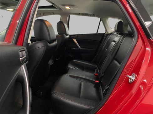 Used 2013 MAZDA MAZDA3 i Grand Touring image 24