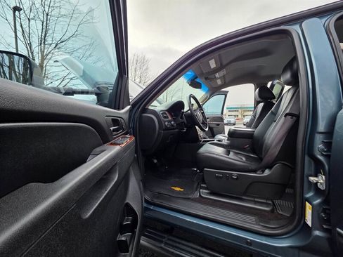 Used 2011 Chevrolet Silverado 3500 LTZ w/ Suspension Package, Off-Road image 55