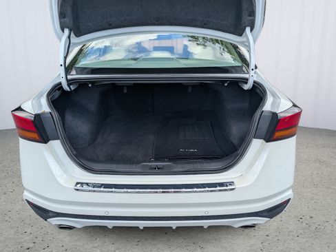 Used 2023 Nissan Altima 2.5 SL AWD/4WD image 12