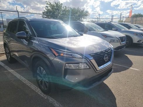 Used 2023 Nissan Rogue SV w/ SV Premium B Package AWD/4WD image 15
