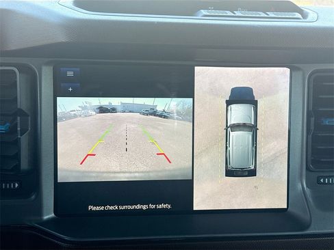 Used 2023 Ford Bronco Outer Banks image 14