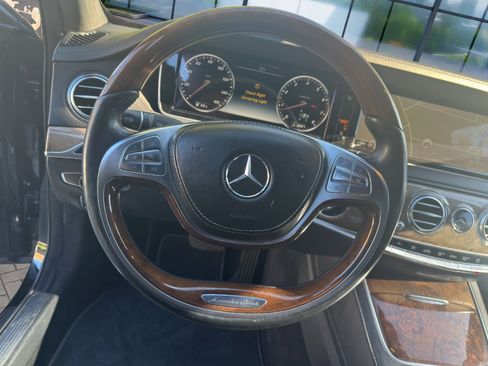 Used 2016 Mercedes-Benz S 550 Sedan image 10