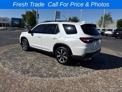 Used 2023 Honda Pilot Touring image 8