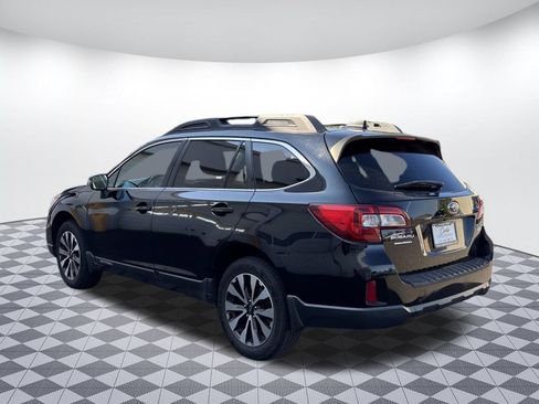 Used 2016 Subaru Outback 2.5i Limited AWD/4WD image 5