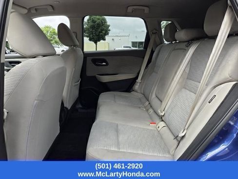 Used 2023 Nissan Rogue SV FWD image 11