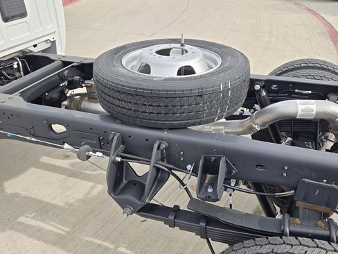 New 2026 RAM 5500 Tradesman image 7