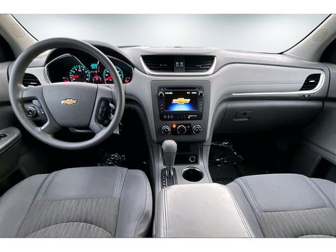Used 2013 Chevrolet Traverse LS image 7
