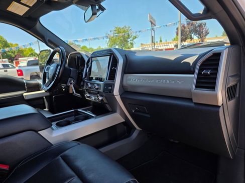 Used 2022 Ford F350 Lariat w/ Lariat Value Package AWD/4WD image 23