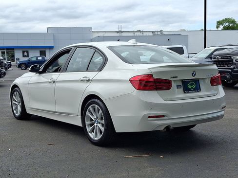 Used 2017 BMW 320i xDrive Sedan AWD/4WD image 22