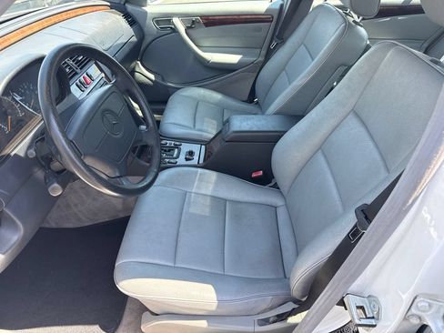 Used 1998 Mercedes-Benz C 280 Sedan image 19