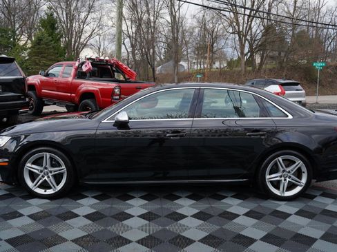 Used 2019 Audi S4 Premium Plus w/ Premium Plus Package image 11
