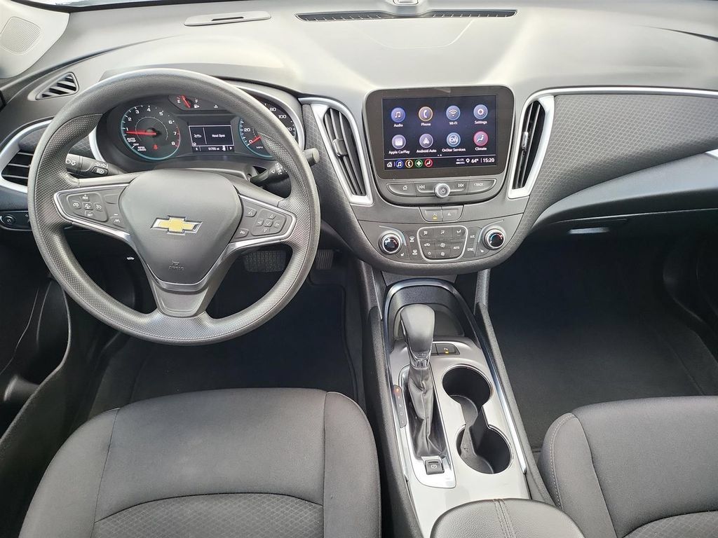 Certified 2024 Chevrolet Malibu LT FWD image 12