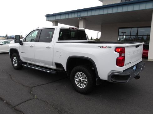 Used 2020 Chevrolet Silverado 2500 LT w/ All Star Edition AWD/4WD image 3