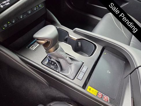 Used 2025 Lexus ES 300h Ultra Luxury w/ Accessory Package (Z1) FWD image 26