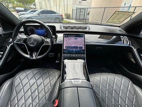 Used 2021 Mercedes-Benz S 580 4MATIC Sedan w/ AMG Line image 10