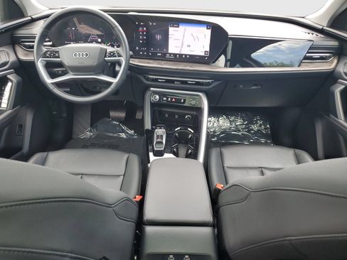 Used 2025 Audi Q5 Premium w/ Convenience Package AWD/4WD image 10