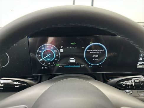 New 2025 Hyundai Elantra SEL image 25