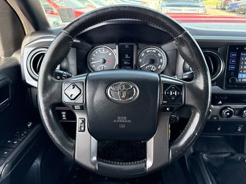 Used 2016 Toyota Tacoma TRD Sport w/ Towing Package AWD/4WD image 25