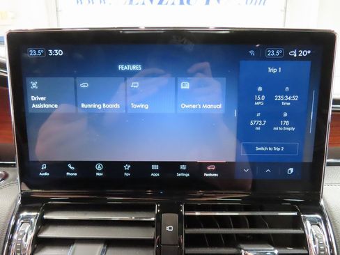 Used 2024 Lincoln Navigator L Reserve w/ Equipment Group 201A image 28