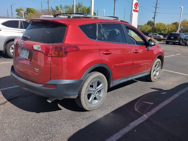 Used 2015 Toyota RAV4 XLE AWD/4WD image 3